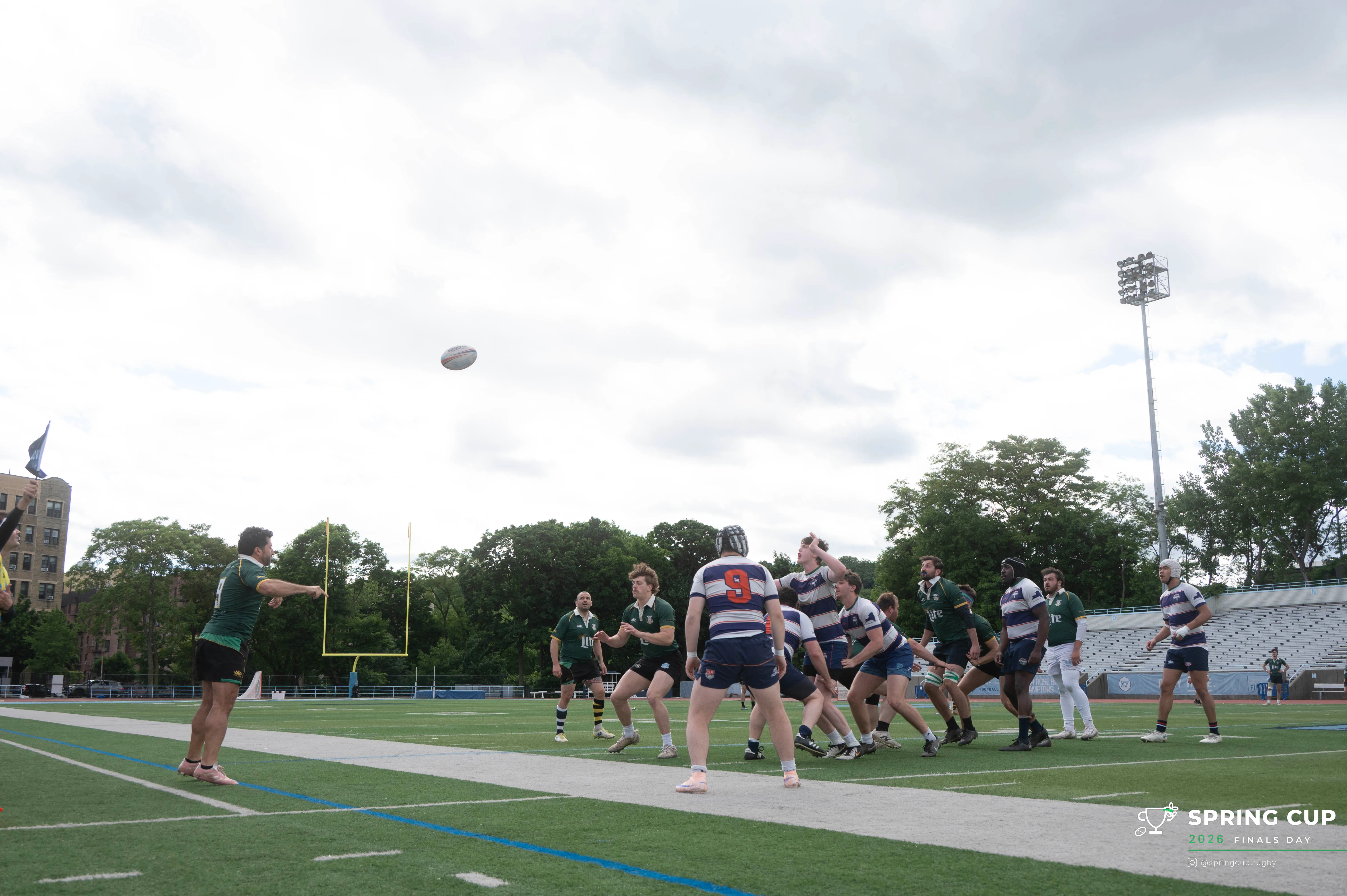 The ball flies in from a lineout throw on a wide pitch